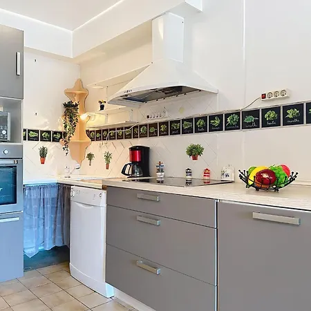 De La By Interhome شقة لا برنوري-ان-رتز